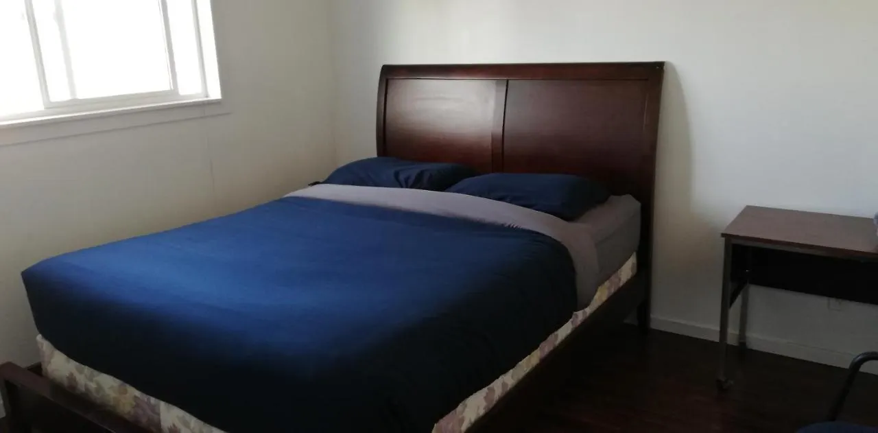Private Bedroom On Renovated Duplex Main Floor - Dover Calgary